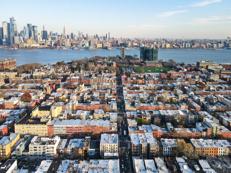 More Photos Of 746 Park Ave, Hoboken Storefront Retail Residential For Lease