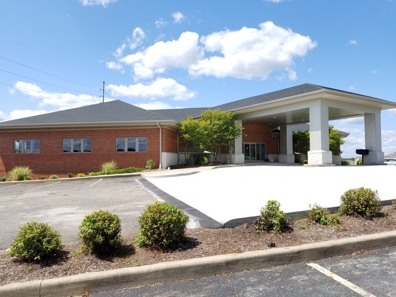 More Photos Of 9150 Market Square Dr, Streetsboro Medical For Lease