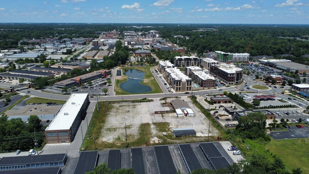 More Photos Of 105 W Carmel Dr, Carmel Warehouse For Sale