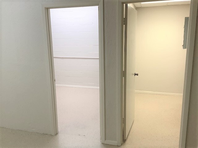 More Photos Of 601 W Main St, Arlington Loft Creative Space For Sale