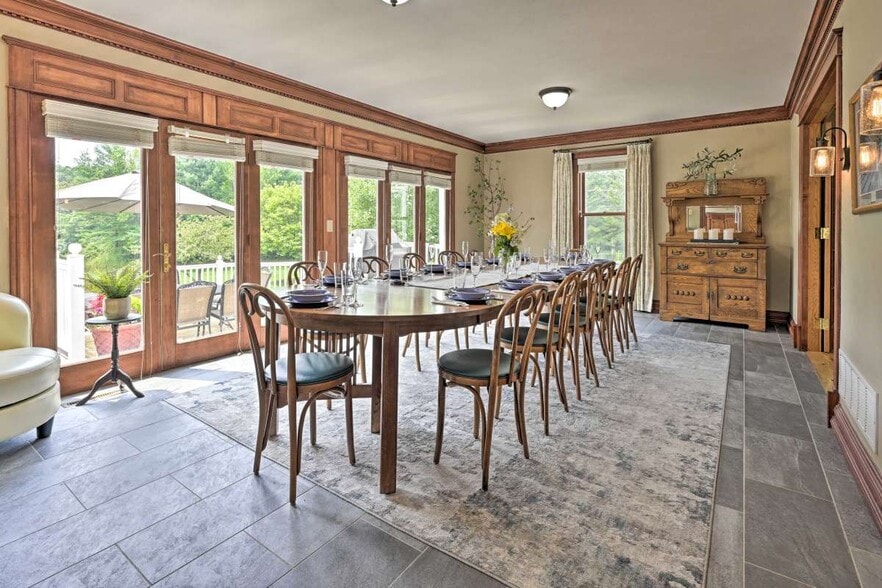 More Photos Of 106 Bowman Rd, Wisconsin Dells Hospitality For Sale