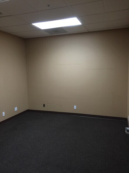 More Photos Of 12241 Industrial Blvd, Victorville Office For Lease