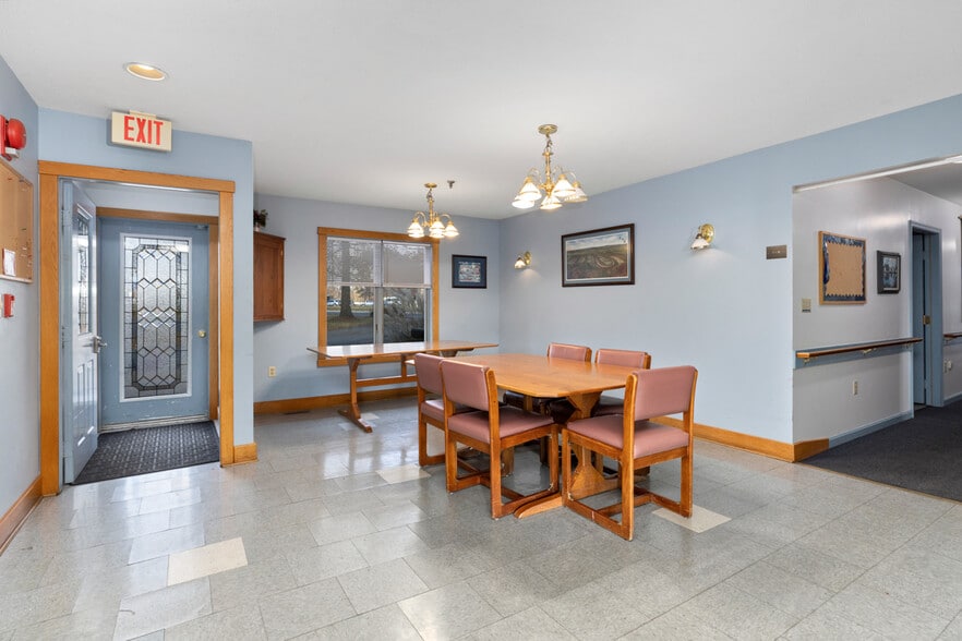 More Photos Of 218 Mill Rd, Woodstock Congregate Senior Housing For Sale