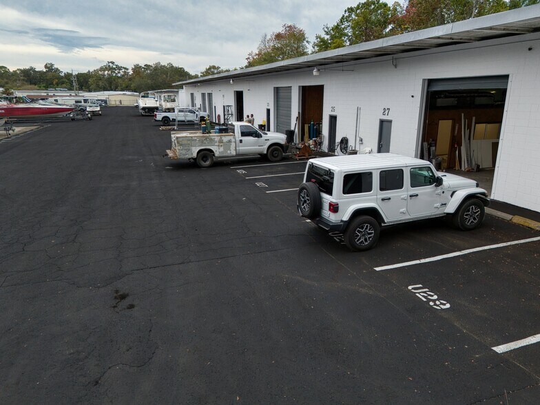 More Photos Of 4549 St Augustine Rd, Jacksonville Warehouse For Lease