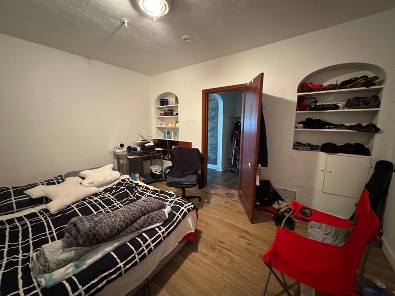 More Photos Of 120 9th Ave N, Buhl Multifamily For Sale