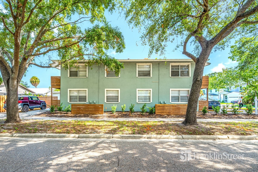 More Photos Of 6829 S Desoto St, Tampa Apartments For Sale