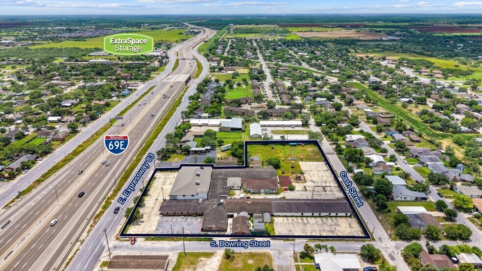 More Photos Of 502 Expressway, San Benito Specialty For Sale