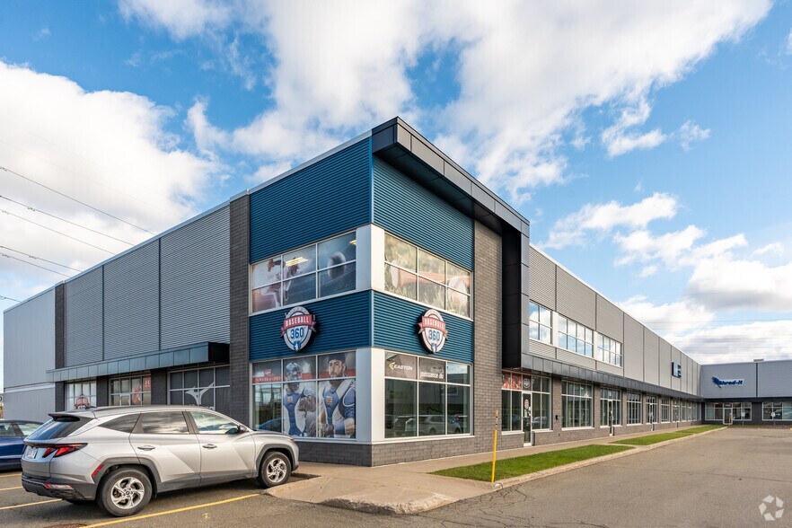 More Photos Of 185 Rue Fortin, Québec Distribution For Lease