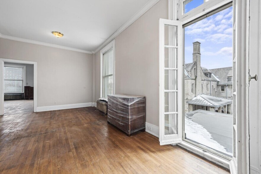 More Photos Of 8469 E Jefferson Ave, Detroit Office Residential For Sale