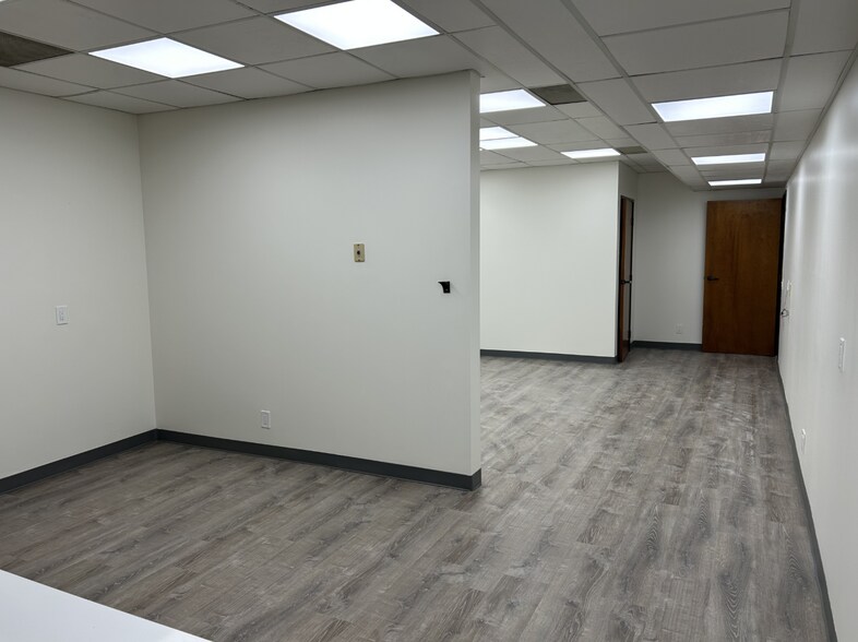 More Photos Of 20355 Hawthorne Blvd, Torrance Office For Lease