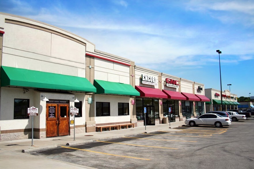 More Photos Of 4323-4357 N Chouteau Tfwy, Kansas City Unknown For Lease