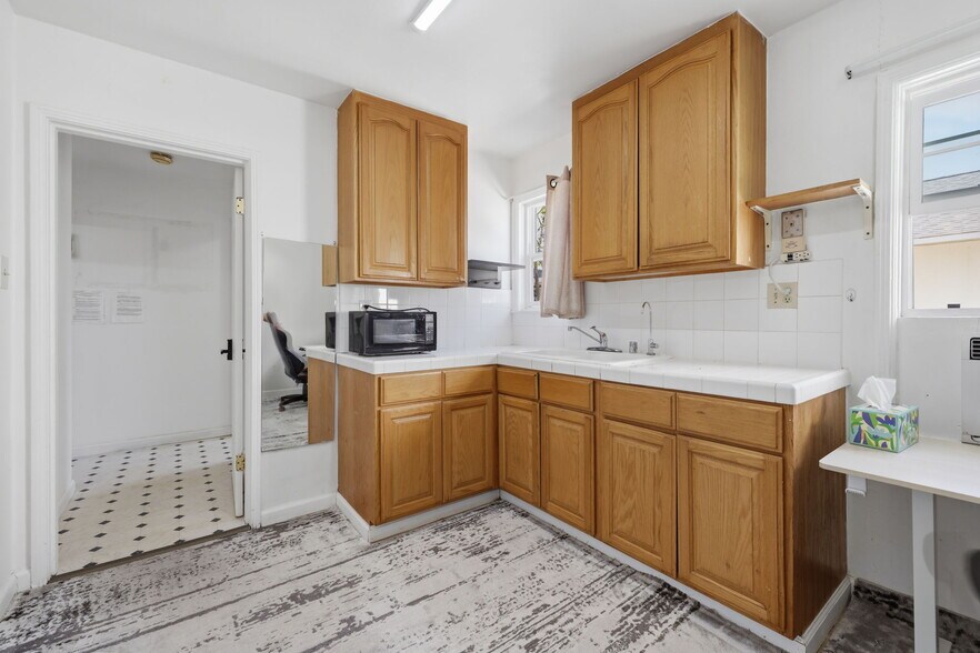 More Photos Of 2930 Clayton Rd, Concord Storefront Retail Residential For Sale