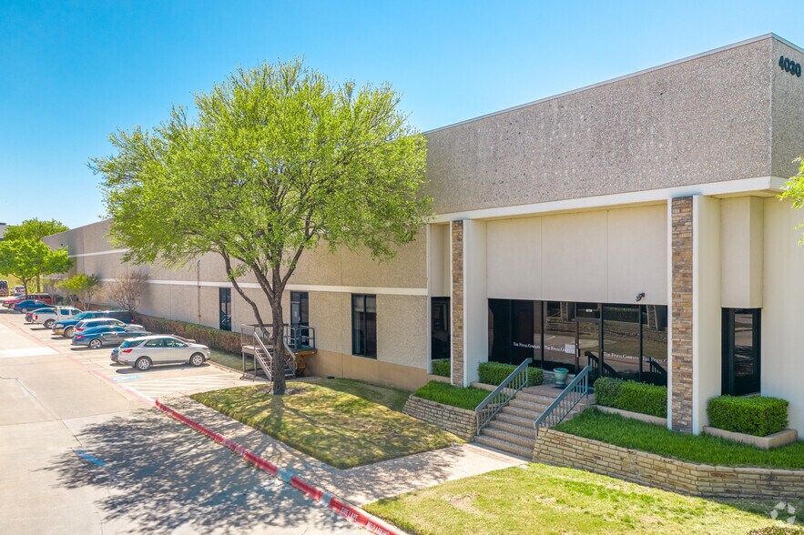 More Photos Of 4030 La Reunion Pky, Dallas Distribution For Lease