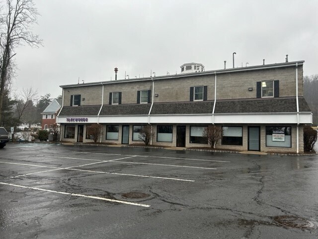 More Photos Of 1918 Washington Valley Rd, Martinsville Unknown For Lease