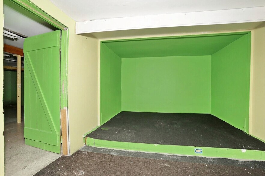More Photos Of 22 S Madison Ave, Spring Valley Office For Sale
