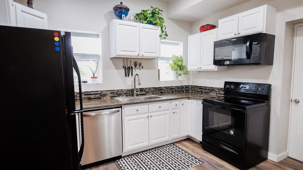 More Photos Of 125 W 800 S, Salt Lake City Multifamily For Sale
