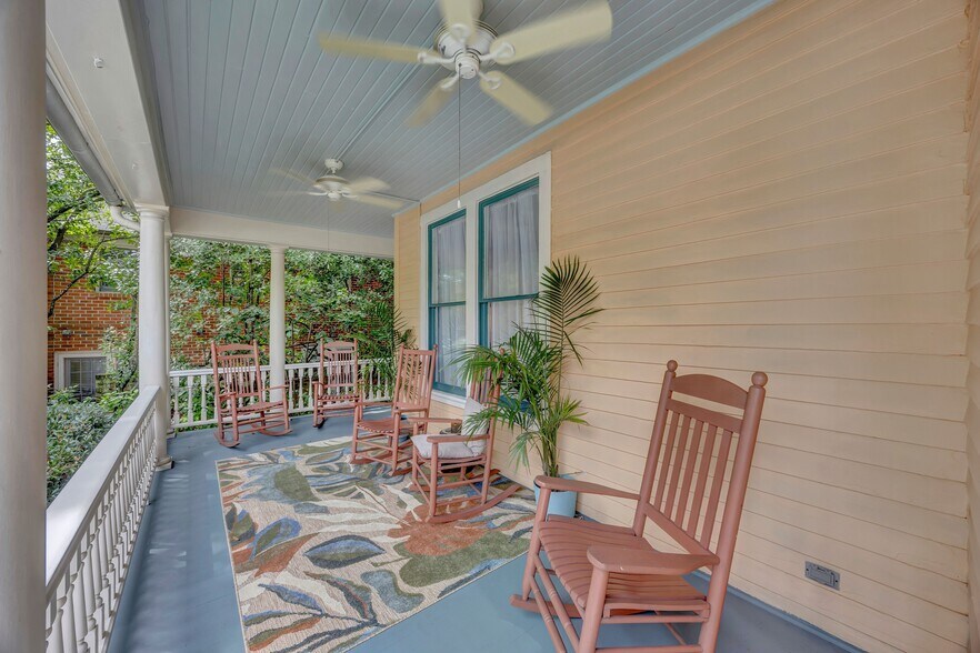 More Photos Of 412 S 3rd St, Wilmington Hospitality For Sale