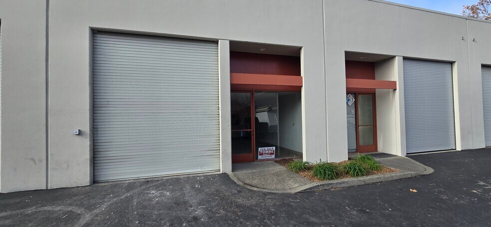 More Photos Of 1814 Empire Industrial Ct, Santa Rosa Warehouse For Sale