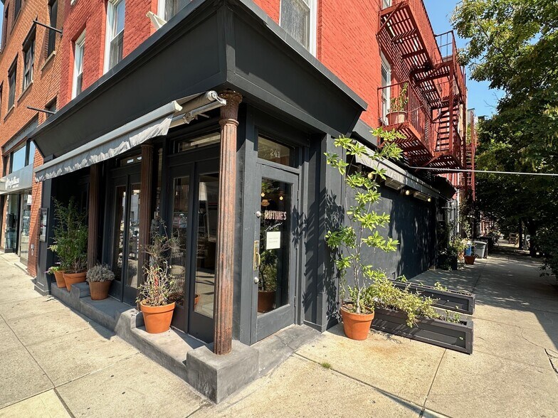 More Photos Of 241 Smith St, Brooklyn Storefront Retail Residential For Lease