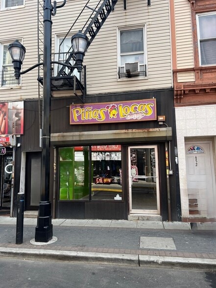 More Photos Of 4524 Bergenline Ave, Union City Apartments For Lease