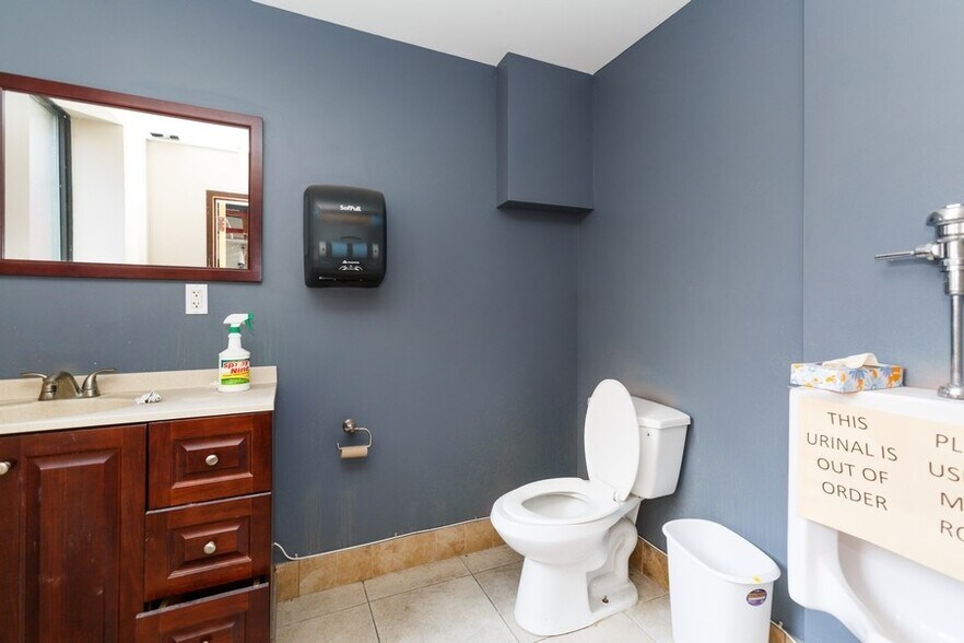 More Photos Of 1532 127th St, College Point Manufacturing For Lease