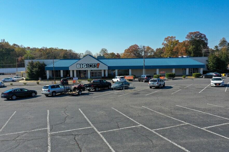 More Photos Of 2500 W Franklin Blvd, Gastonia Unknown For Lease