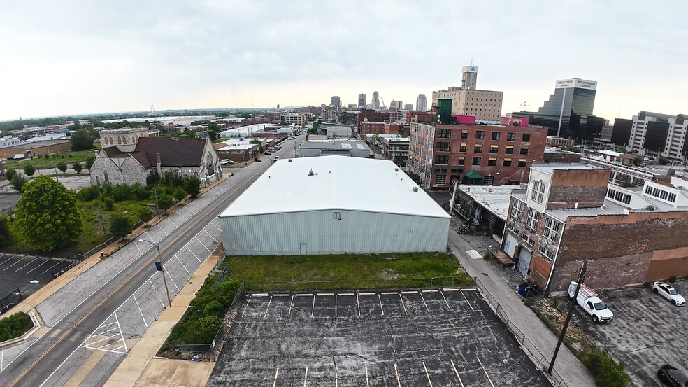 More Photos Of 2800-2810 Washington Ave, Saint Louis Warehouse For Lease