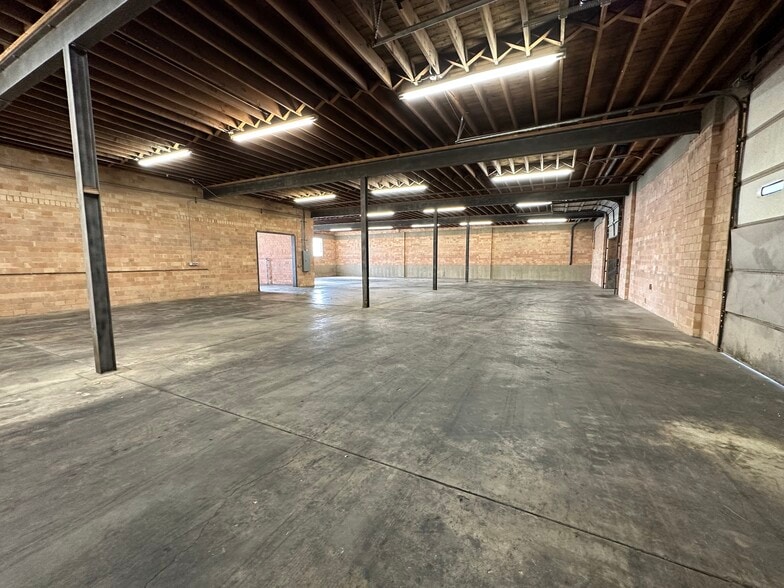 More Photos Of 1388 S 300 W, Salt Lake City General Retail For Lease