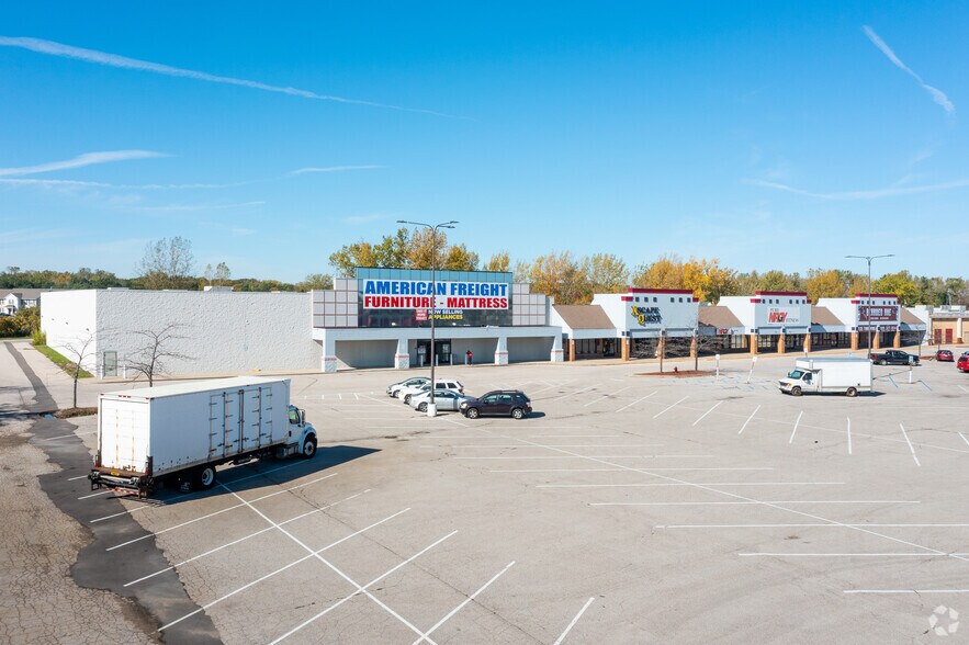 More Photos Of 4345-4781 Bay Rd, Saginaw Freestanding For Lease