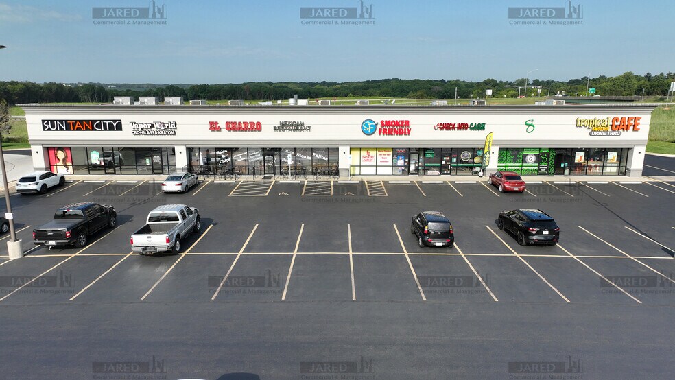 More Photos Of 1721 S 20th St, Ozark General Retail For Lease