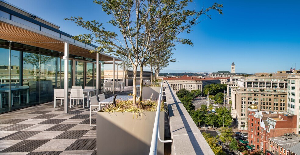 More Photos Of 601 Pennsylvania Ave NW, Washington Office For Lease