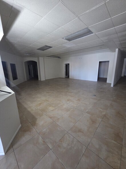 More Photos Of 44143-44147 20th St W, Lancaster Medical For Sale