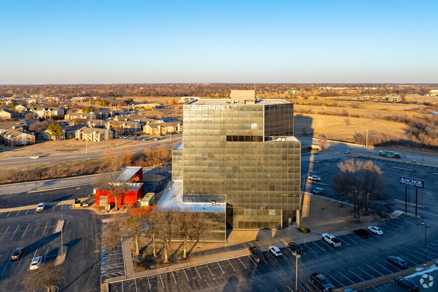 More Photos Of 4500 S Garnett Rd, Tulsa Office For Lease