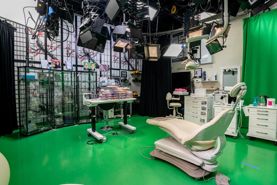 More Photos Of 302 S Lewis Ave, Tulsa Medical For Lease