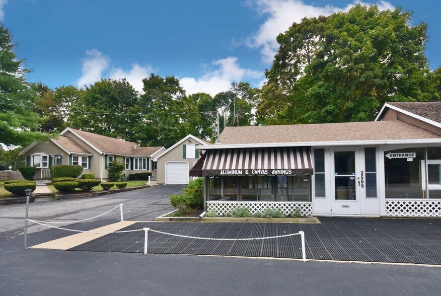 More Photos Of 2567 Cranberry Hwy, Wareham General Retail For Sale