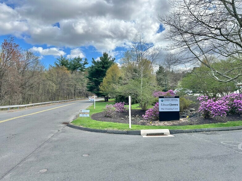 More Photos Of 33 Dale Rd, Avon Office For Lease