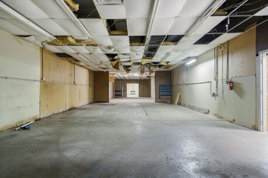 More Photos Of 7439 FM 314, Ben Wheeler Industrial For Sale