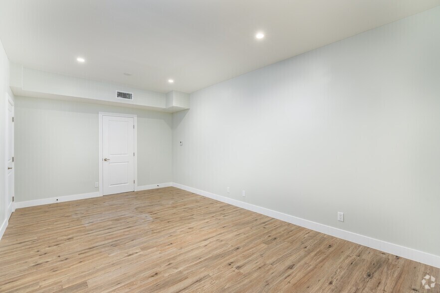 More Photos Of 4220 E Los Angeles Ave, Simi Valley Loft Creative Space For Lease