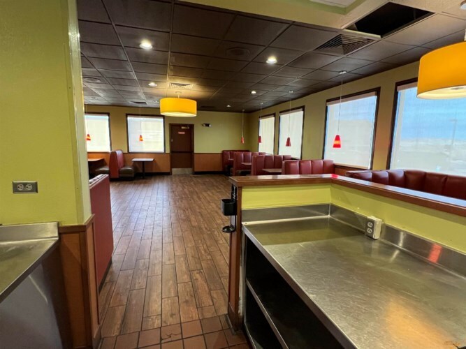 More Photos Of 2206 N LaCrosse St, Rapid City Restaurant For Sale