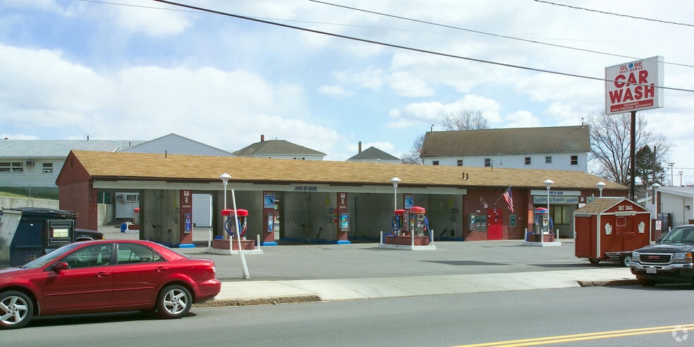 More Photos Of 950 Broadway, Fall River Carwash For Sale