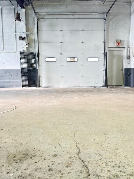 More Photos Of 335 13th St, Carlstadt Manufacturing For Lease