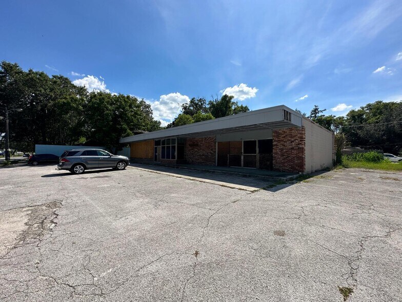 More Photos Of 705 S Orange Ave, Bartow Convenience Store For Sale