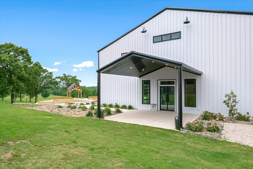 More Photos Of 1972 FM 857, Grand Saline Trailer Camper Park For Sale