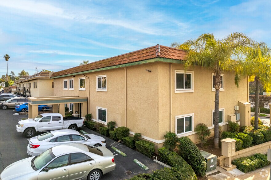 Primary Photo Of 312 S Juniper St, Escondido Medical For Lease
