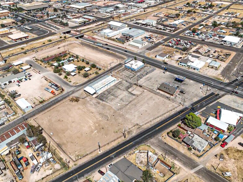 More Photos Of 300-305 S Grant Ave, Odessa Warehouse For Sale