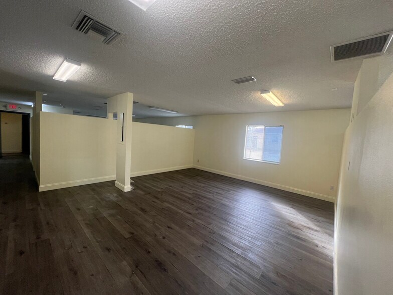 More Photos Of 4527 Carter St, Orlando Daycare Center For Lease