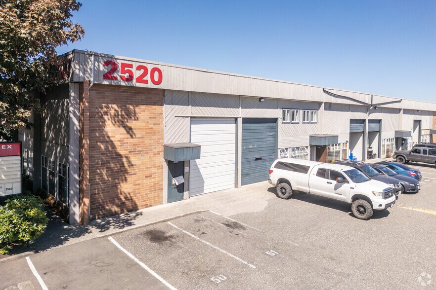 Primary Photo Of 2520 Simpson Rd, Richmond Light Manufacturing For Lease