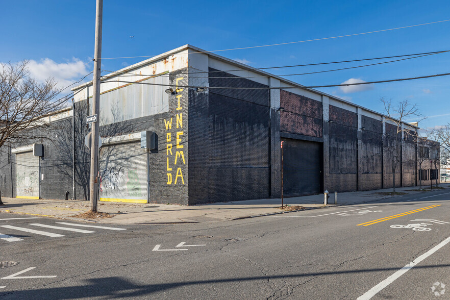 Primary Photo Of 220 Dupont St, Brooklyn Warehouse For Lease