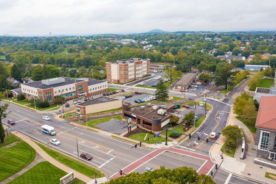 More Photos Of 1007 S Main St, Harrisonburg Restaurant For Lease