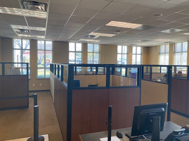 More Photos Of 10420 Westheimer Rd, Houston General Retail For Sale